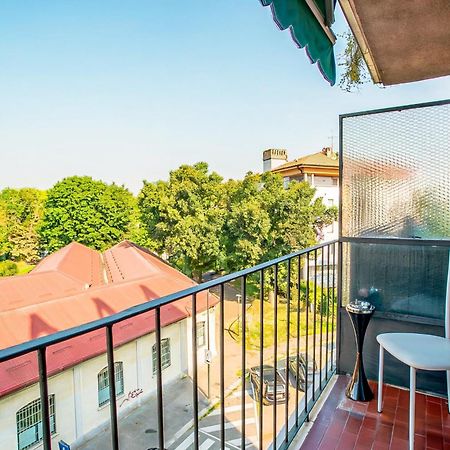 Large Suite Home Milan - Duomo Milão Exterior foto
